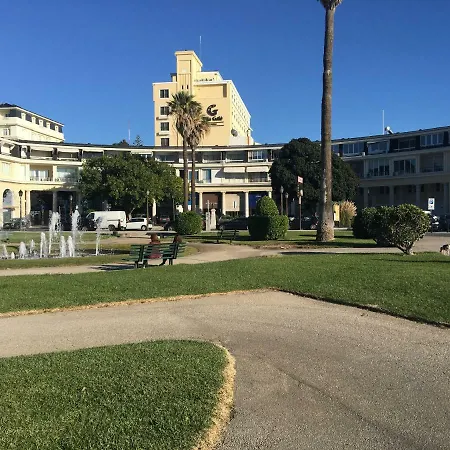 Beach & Casino Апартаменты *